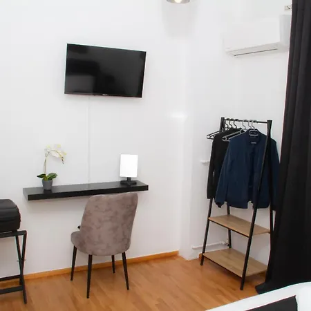Acropolis Luxurious Legacy Apartment *